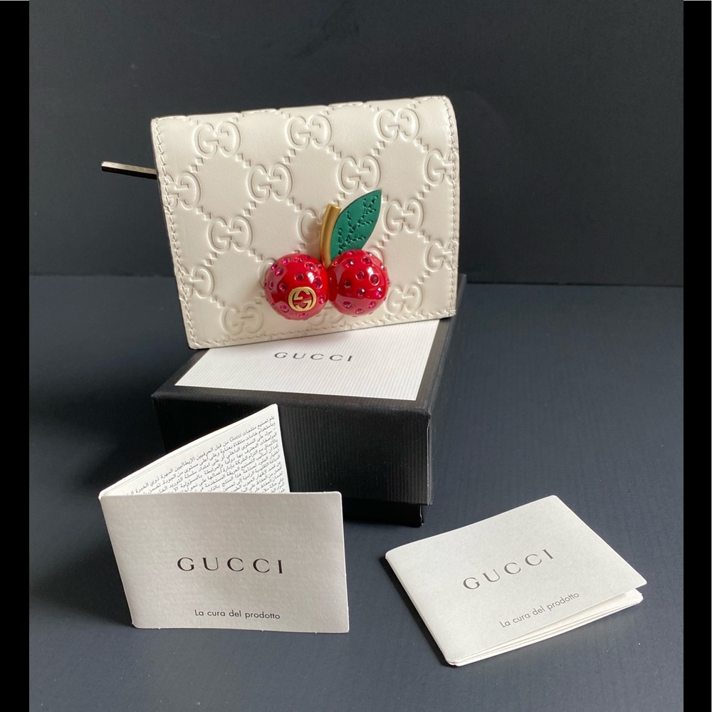 🎉HP🎉Gucci Wallet - Picture 12 of 12